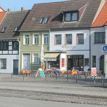 Cozy In With Garden Holiday home Nakensdorf