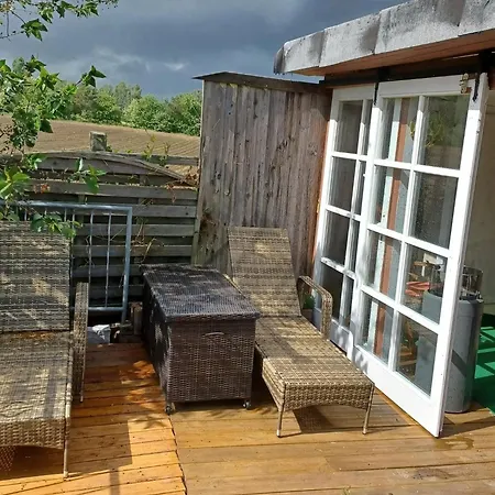 Cozy In With Garden Holiday home
