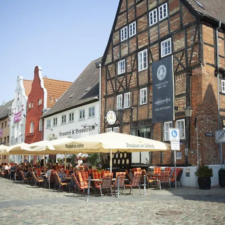 Gemuetlicher Mit Garten Und Whirlpool In Nyaraló *