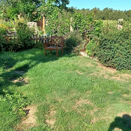 Gemuetlicher Mit Garten Und Whirlpool In * Nakenstorf
