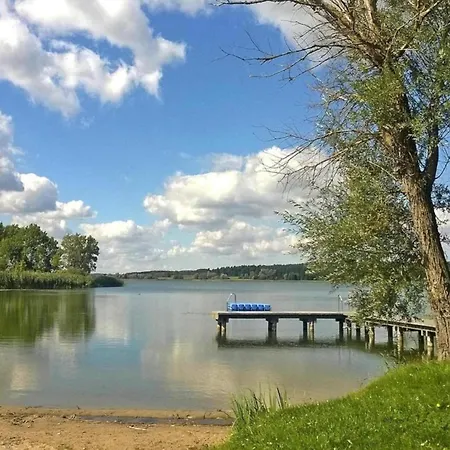 Nyaraló Gemuetlicher Mit Garten Und Whirlpool In